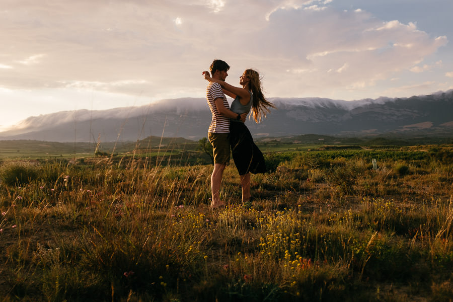 spain logrono couple photoshoot