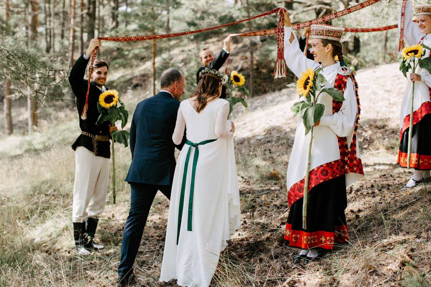 Kāzas lauku mājās